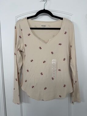Old Navy Cream Long-Sleeve Floral Notch-Neck Tee